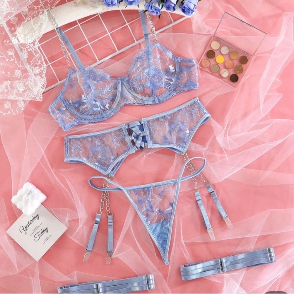 Baby Blue Lace Lingerie Set Bra Panty Thong Chain Straps - Picture 3 of 6